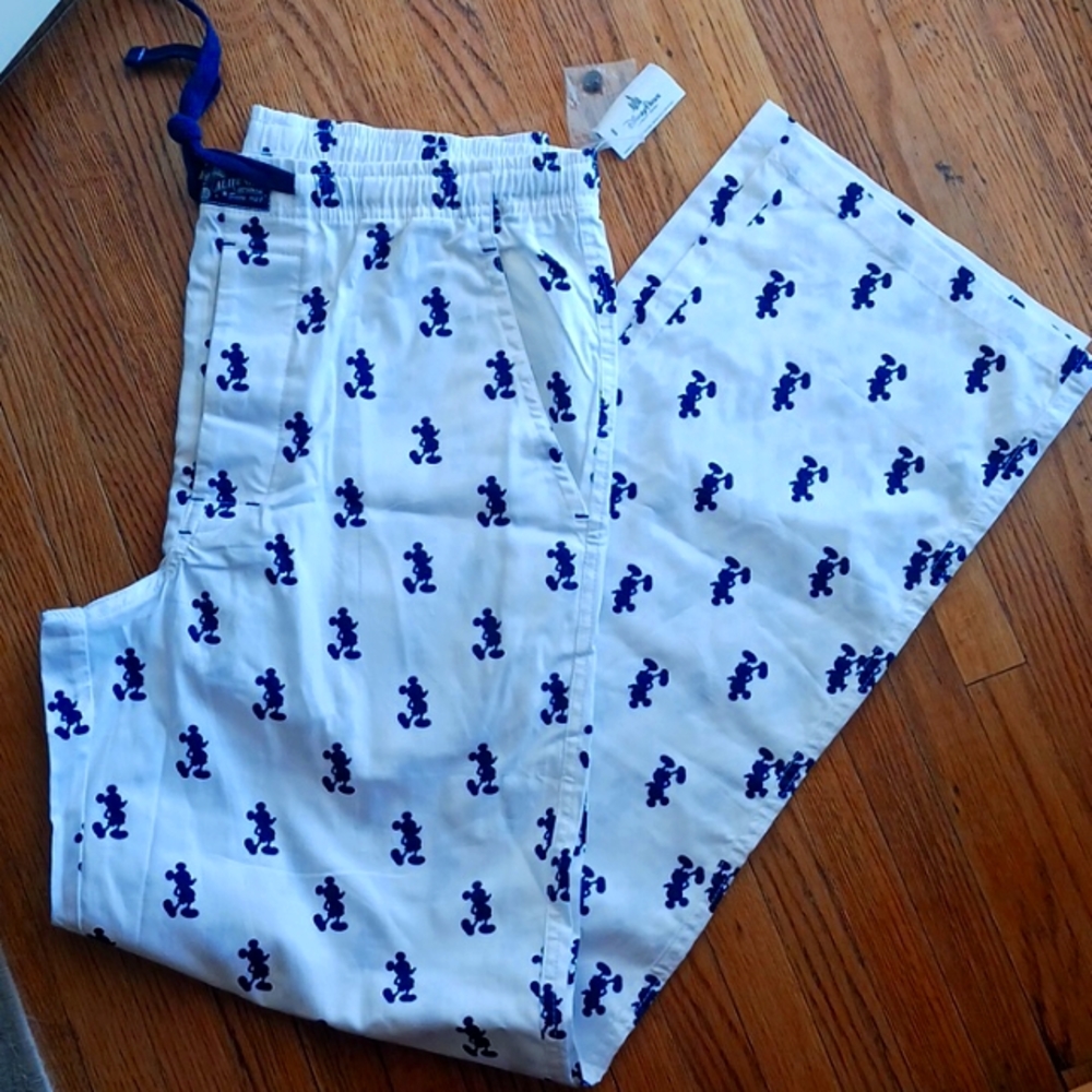 Mickey scrubs